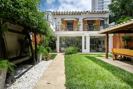 Casa para alugar com 5 quartos, sendo 2 suítes, em Brooklin, São Paulo, SP