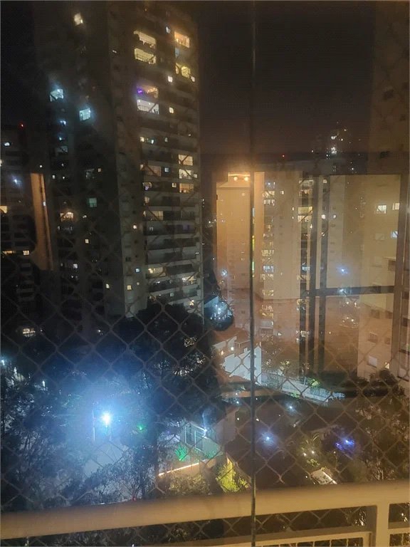 Apartamento à venda com 3 quartos, sendo 2 suítes, em Vila Andrade, São Paulo, SP