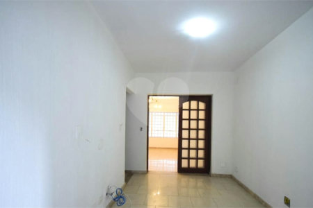 Casa à venda com 4 quartos, sendo 3 suítes, em Super Quadra Morumbi, São Paulo, SP