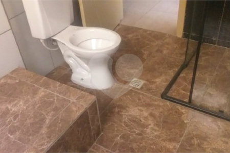 Sobrado à venda com 2 quartos em Sumarezinho, São Paulo, SP