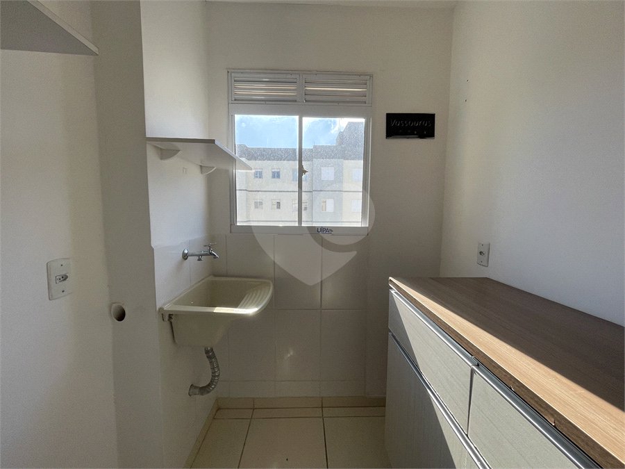Apartamento para alugar com 2 quartos em Vila Popular, Itapetininga, SP