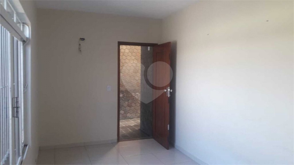 Casa à venda com 3 quartos, sendo 1 suíte, em Jardim Castanheira, São José dos Campos, SP