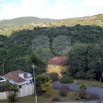Casa à venda com 5 quartos, sendo 2 suítes, no condomínio Alpes da Cantareira, Mairiporã - SP