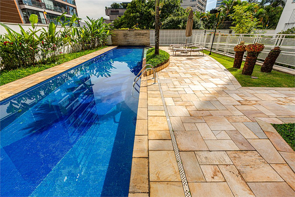 Duplex para alugar com 3 suítes em Sumarezinho, São Paulo, SP