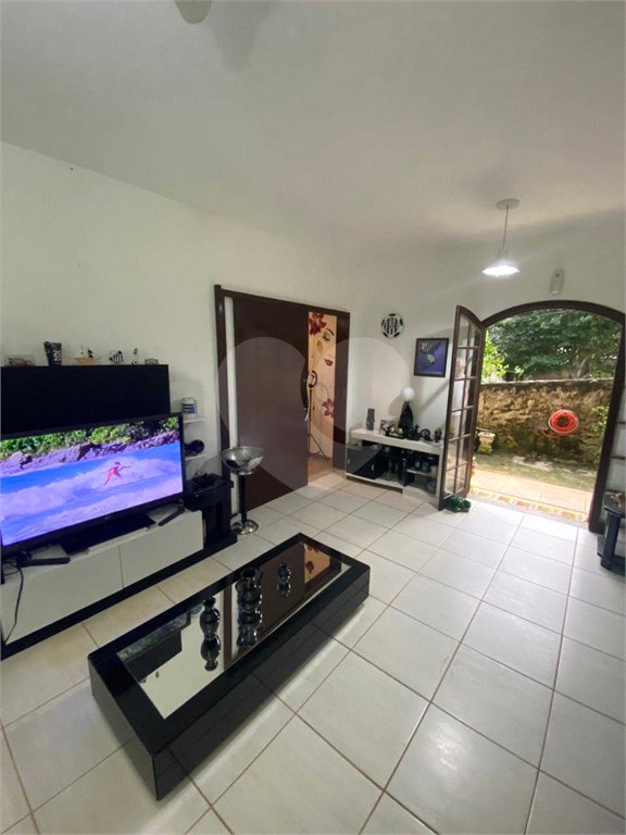 Sobrado à venda com 6 quartos, sendo 4 suítes,  em Retiro das Fontes, Atibaia, SP