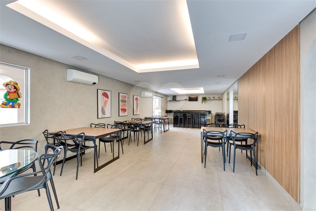 Apartamento à venda com 3 quartos, sendo 2 suítes, em Moema, São Paulo, SP