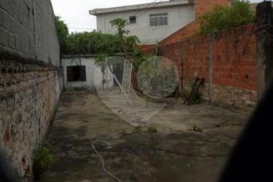 Sobrado à venda com 4 quartos em Parque Edu Chaves, São Paulo, SP
