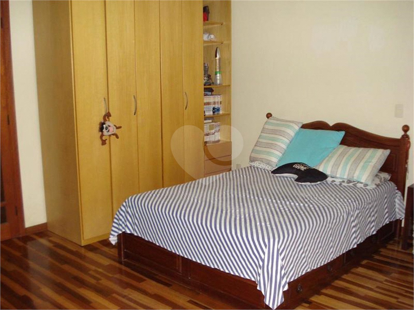Casa à venda com 3 suítes no condomínio Fazenda Imperial, Sorocaba - SP