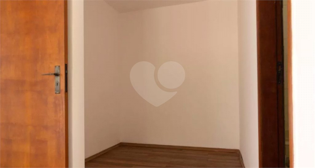 Casa à venda com 4 quartos, sendo 1 suíte, em Vila Tiradentes, São Paulo, SP