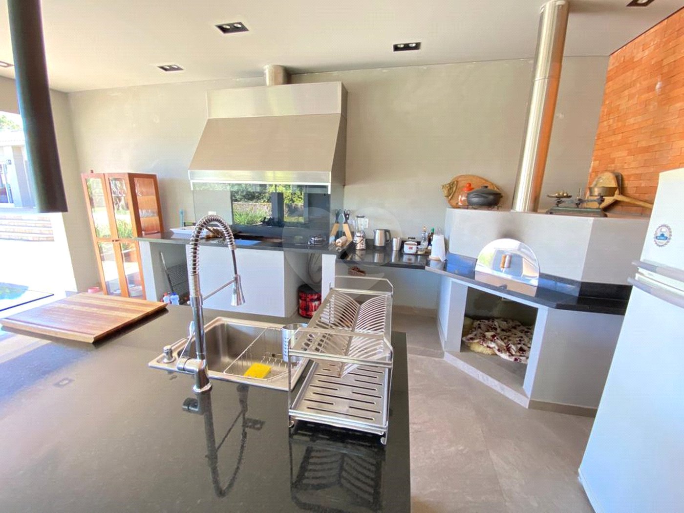 Casa à venda com 5 suítes no condomínio Santa Maria, Votorantim - SP