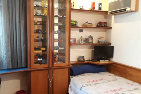 Casa à venda com 5 suítes em Jardim Franca, São Paulo, SP