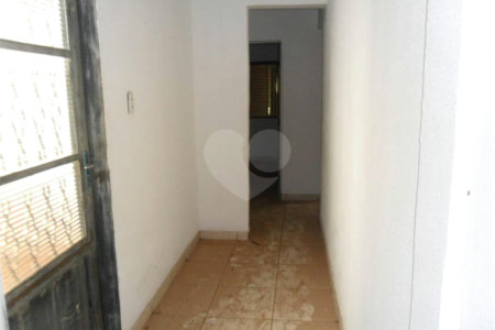 Sobrado à venda com 6 quartos, sendo 2 suítes,  em Residencial Parque dos Servidores, Ribeirão Preto, SP