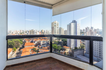 Duplex à venda com 1 quarto, sendo 3 suítes, em Vila Paulicéia, São Paulo, SP