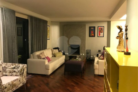 Apartamento à venda com 3 quartos, sendo 1 suíte,  em Jardim Ampliação, São Paulo, SP