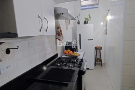 Casa à venda com 2 quartos no condomínio Almeria, Atibaia - SP