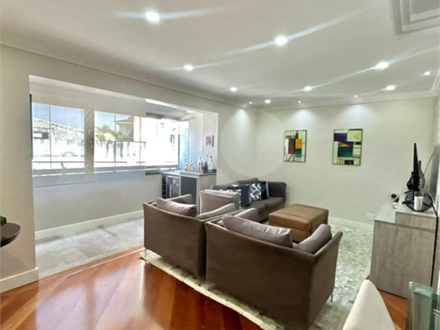 Apartamento à venda com 3 quartos, sendo 1 suíte,  em Jardim São Paulo(zona Norte), São Paulo, SP