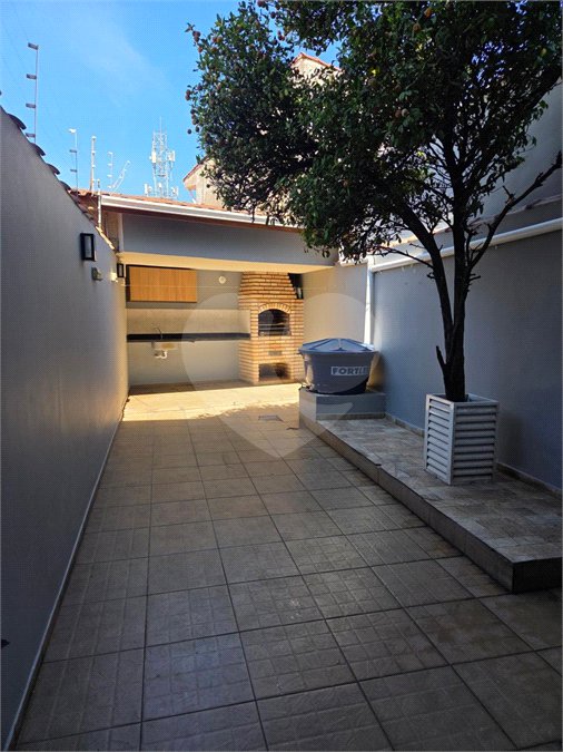 Sobrado à venda com 3 quartos, sendo 1 suíte, em Vila Gustavo, São Paulo, SP