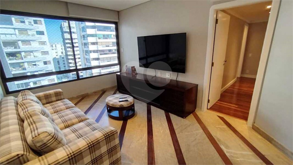 Duplex para alugar com 3 suítes em Real Parque, São Paulo, SP