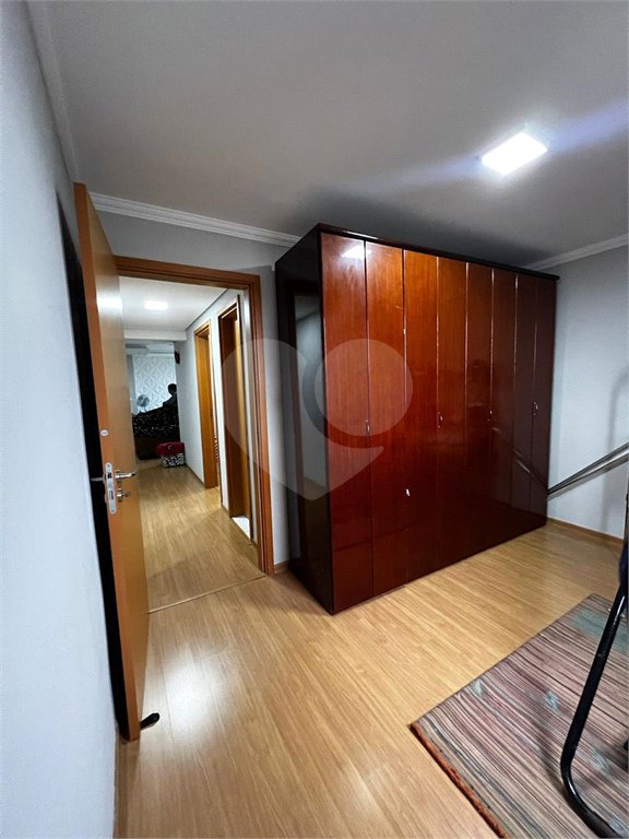 Apartamento à venda com 3 quartos, sendo 1 suíte, em Vila Nossa Senhora das Vitórias, Mauá, SP