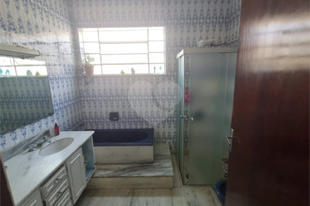 Casa à venda com 3 quartos no Centro, Vinhedo, SP