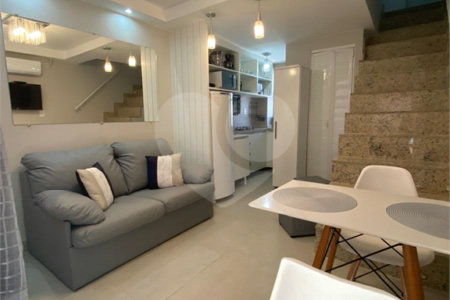 Triplex à venda com 2 suítes no Centro (mangue), Armação dos Búzios, RJ