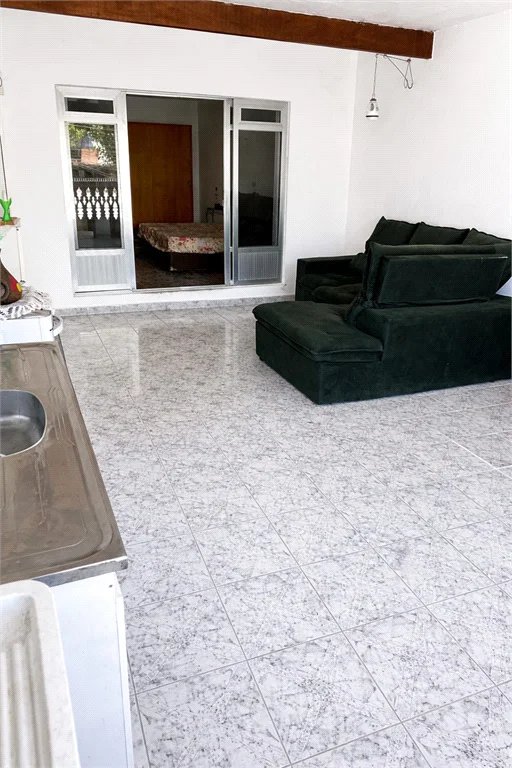 Casa à venda com 3 quartos, sendo 1 suíte,  em Jardim Campo Limpo, São Paulo, SP