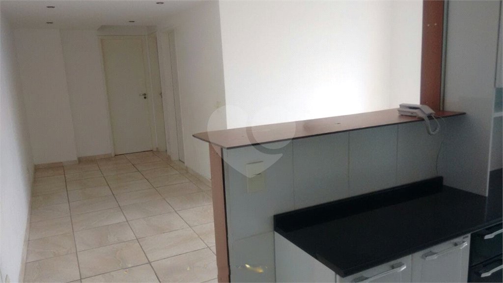 Apartamento à venda com 2 quartos em Vila Cruz das Almas, São Paulo, SP