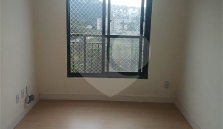 Apartamento à venda com 2 quartos em Lageado, Cotia, SP