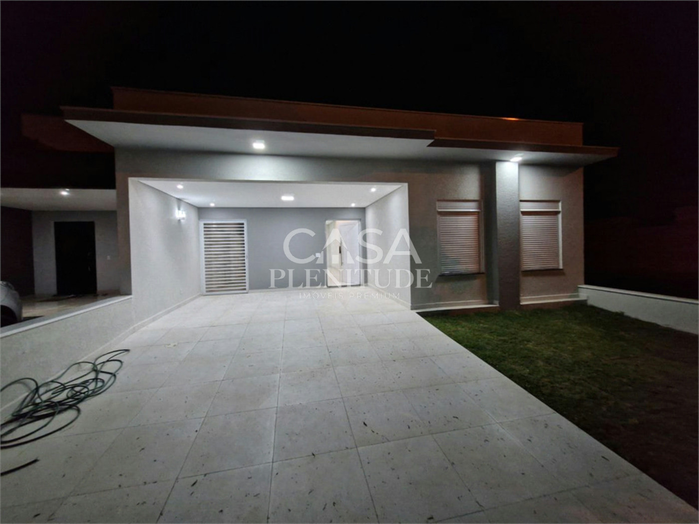 Casa em condomínio à venda com 3 quartos, sendo 1 suíte, em Cajuru do Sul, Sorocaba, SP