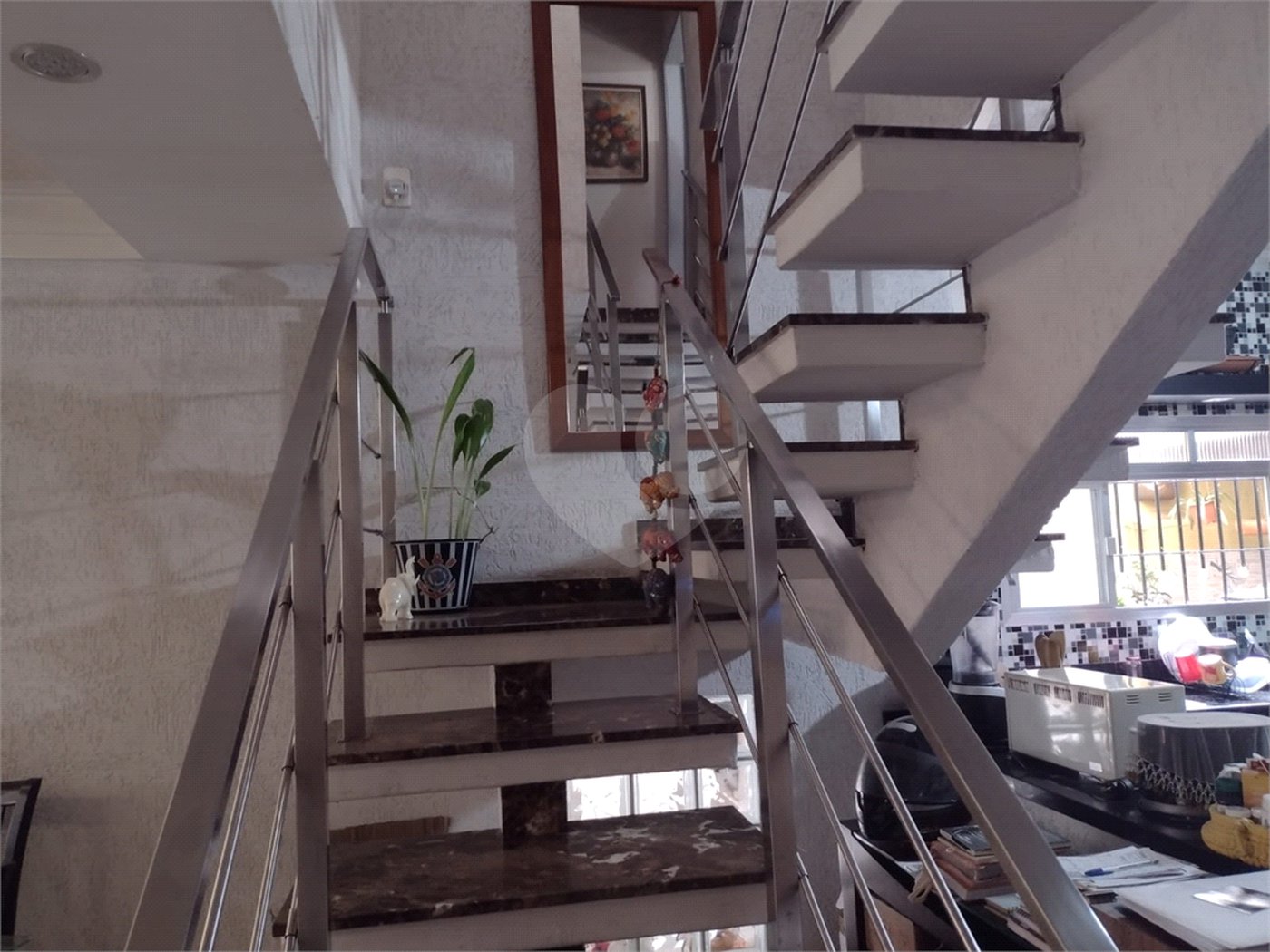 Casa à venda com 4 quartos, sendo 2 suítes, em Vila Gustavo, São Paulo, SP