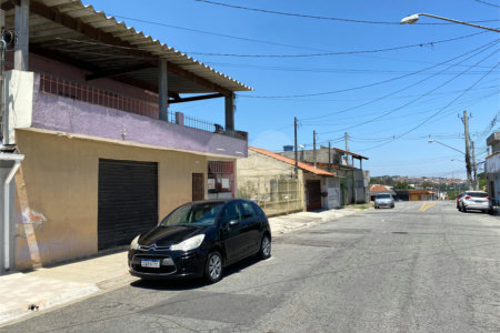 Sobrado à venda com 4 quartos em Jardim Cacique, Suzano, SP