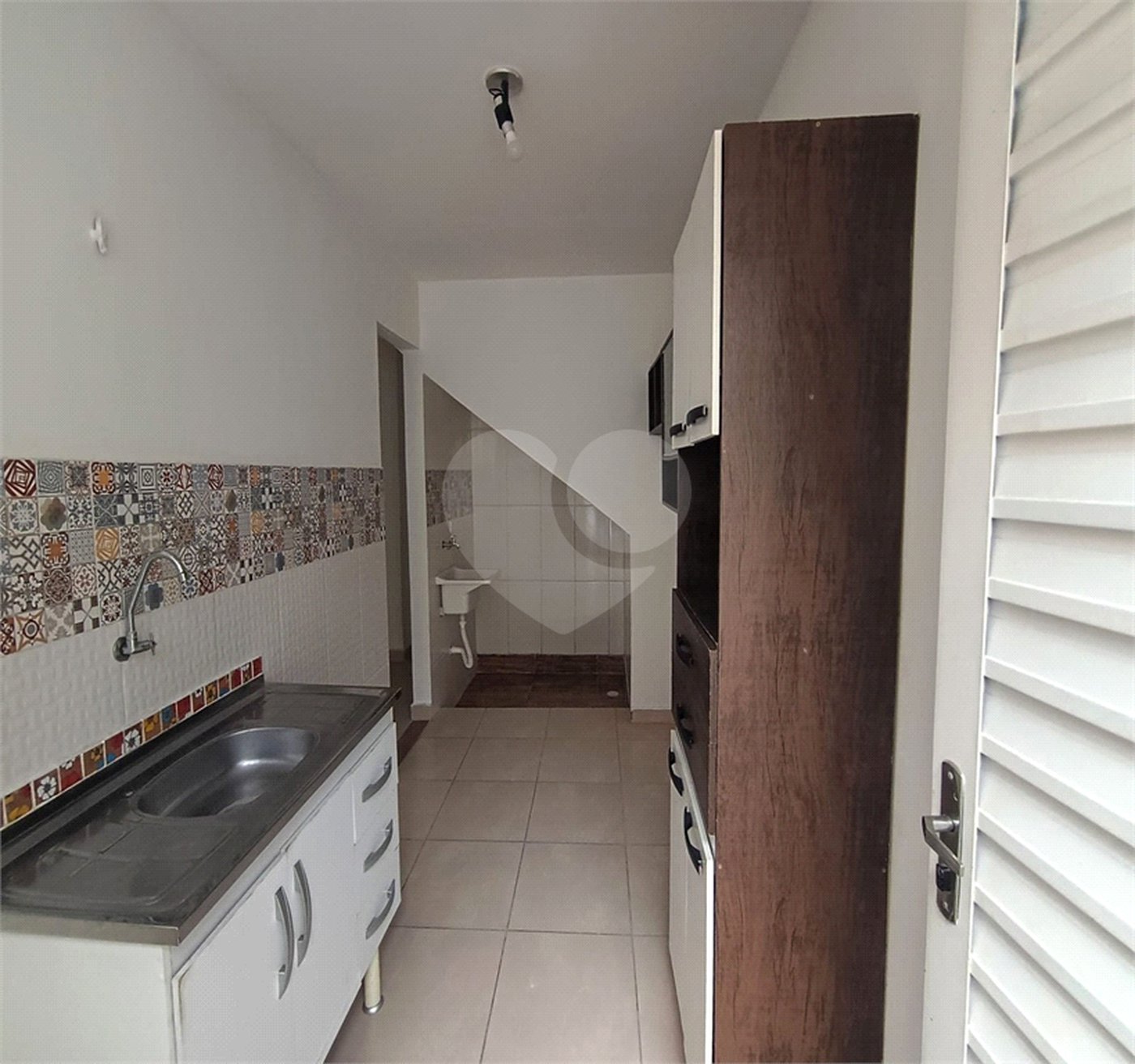 Casa para alugar com 1 quarto no condomínio Cond R Claudio Rodrigues Lopes, São Paulo - SP