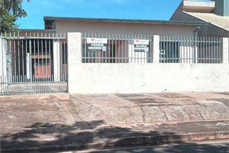 Casa à venda com 2 quartos, sendo 1 suíte,  em Jardim Aeroporto, Ponta Porã, MS