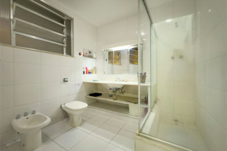 Apartamento à venda com 3 quartos, sendo 1 suíte,  em Copacabana, Rio de Janeiro, RJ