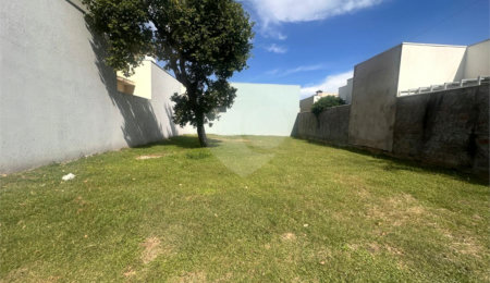Terreno à venda no condomínio Recanto Das Palmeiras, Três Lagoas - MS