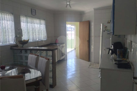 Sobrado à venda com 3 suítes em Vila Nova Mazzei, São Paulo, SP