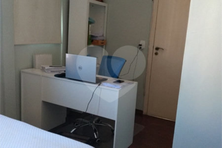 Apartamento à venda com 3 quartos, sendo 1 suíte,  em Vila Romana, São Paulo, SP