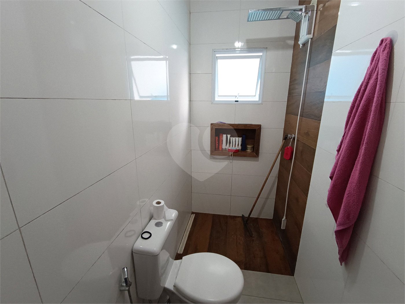 Casa à venda com 2 quartos, sendo 1 suíte,  em Loteamento Jardim do Sol (mailasqui), São Roque, SP