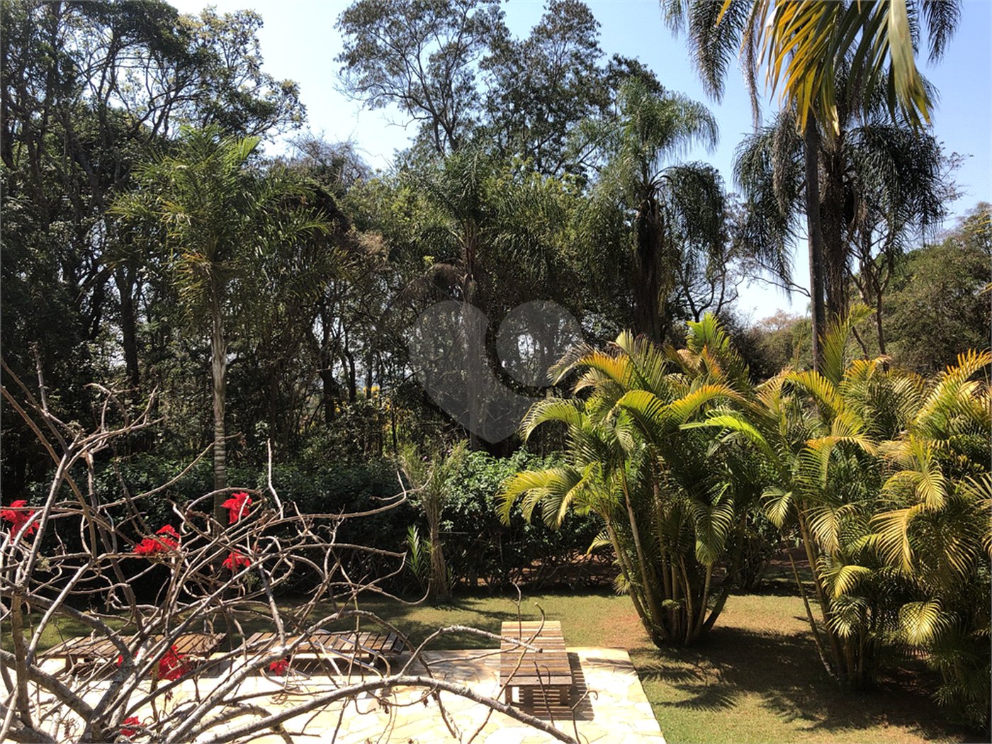 Chácara à venda com 6 quartos, sendo 2 suítes, em Jardim Brogotá, Atibaia, SP