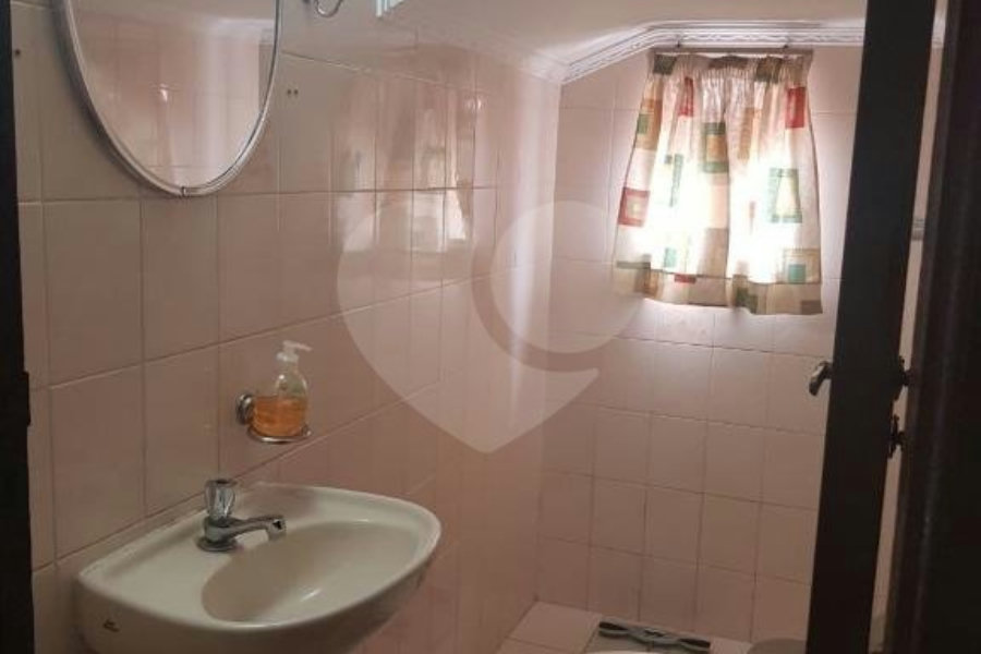 Sobrado à venda com 3 quartos, sendo 1 suíte,  em Parada Inglesa, São Paulo, SP