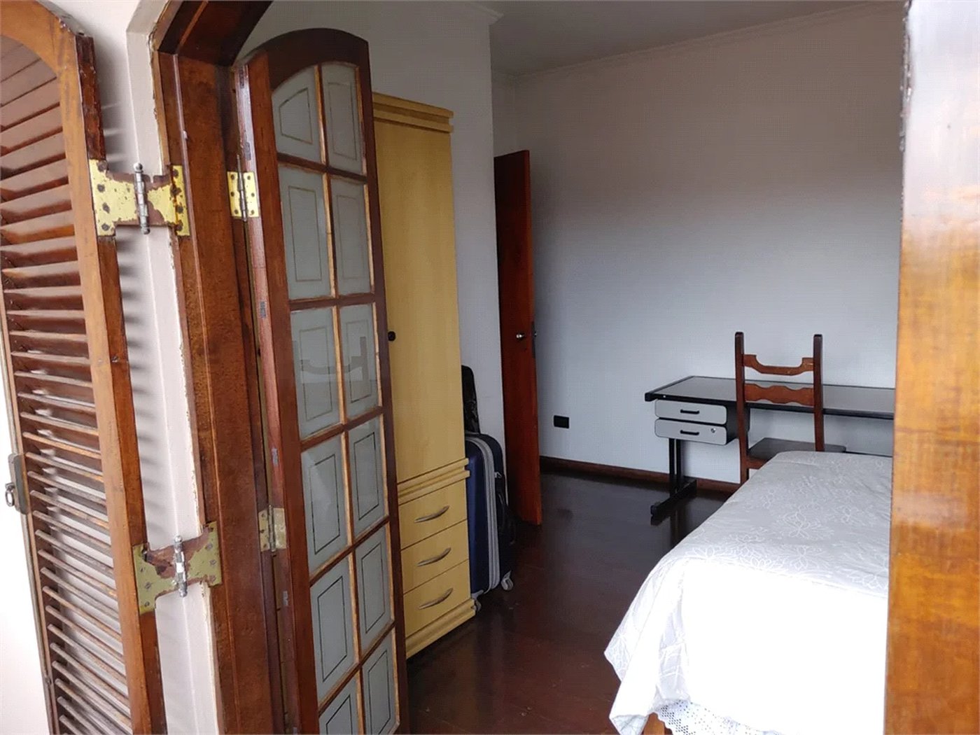 Casa à venda com 4 quartos, sendo 2 suítes, em Parque dos Príncipes, São Paulo, SP