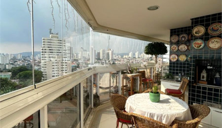 Apartamento à venda com 3 suítes em Santa Teresinha, São Paulo, SP