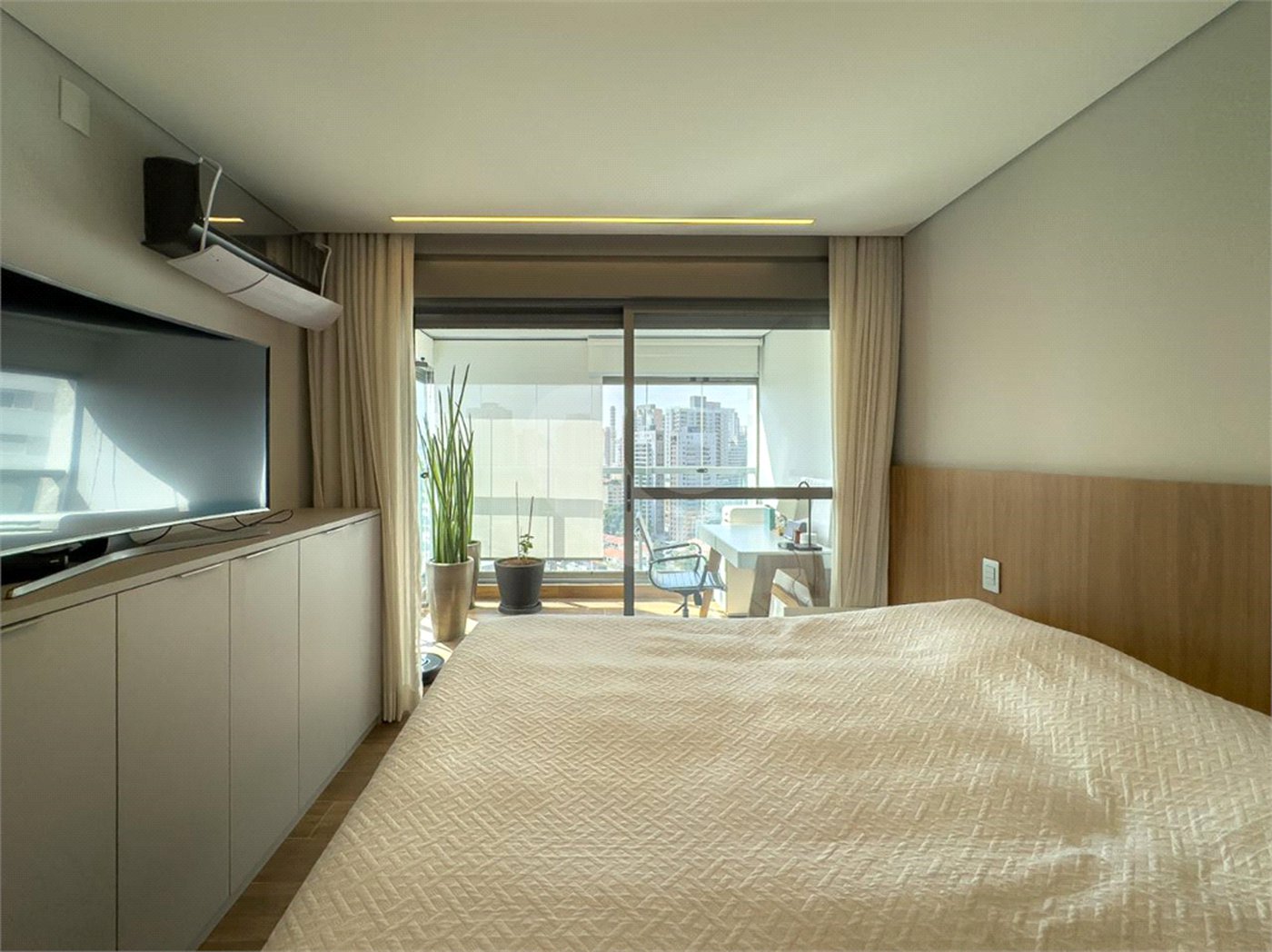 Apartamento à venda com 3 suítes em Brooklin, São Paulo, SP