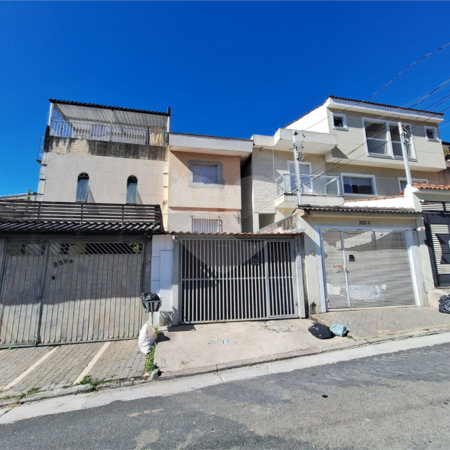 Sobrado à venda com 2 quartos em Vila Nivi, São Paulo, SP