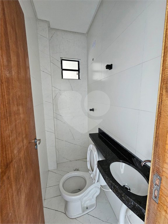 Casa à venda com 3 quartos, sendo 1 suíte,  em Maracanã, Praia Grande, SP