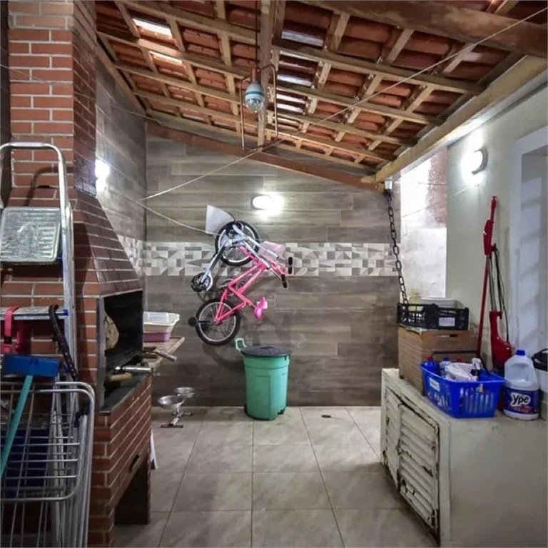 Sobrado à venda com 3 quartos, sendo 1 suíte,  em Vila Morse, São Paulo, SP