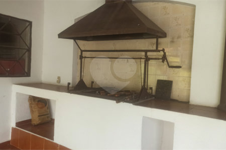 Casa à venda com 4 quartos, sendo 3 suítes, em Jardim Itaperi, Atibaia, SP