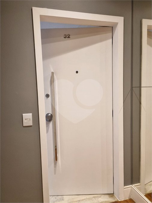 Apartamento à venda com 3 quartos, sendo 1 suíte, em Jardim América, São Paulo, SP
