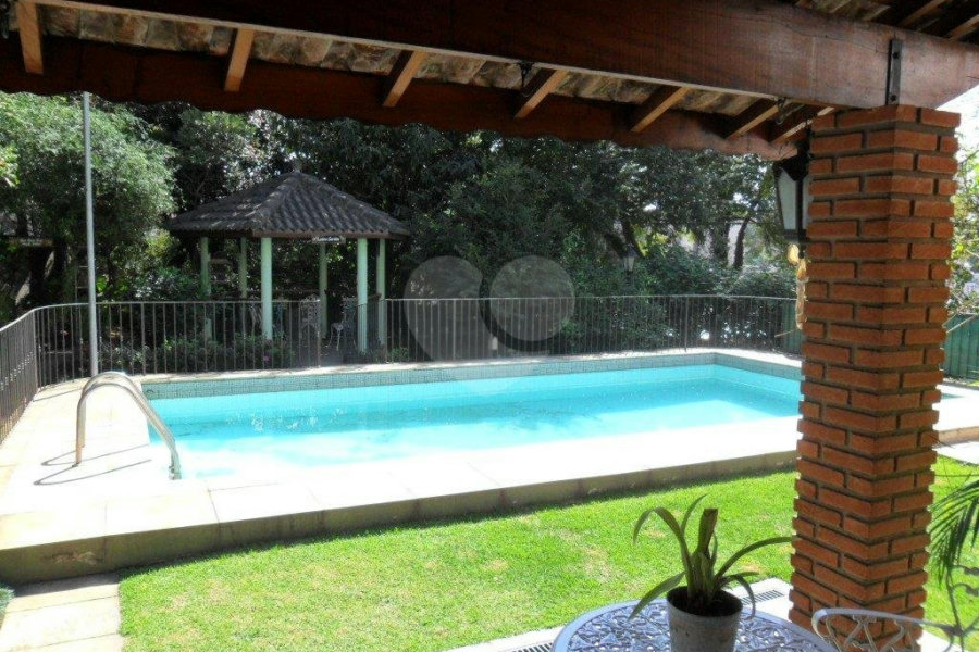 Sobrado à venda com 4 quartos, sendo 3 suítes, em Pirituba, São Paulo, SP