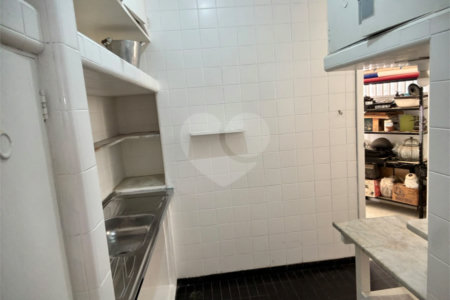 Apartamento à venda com 2 quartos, sendo 1 suíte, em Lagoa, Rio de Janeiro, RJ